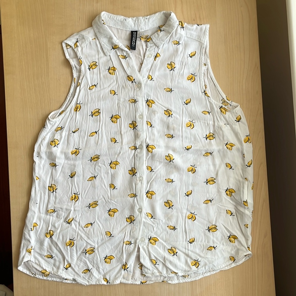 H&M Lemon Novelty Print Collared 100% Viscose Sleeveless Shirt Women's Size 6